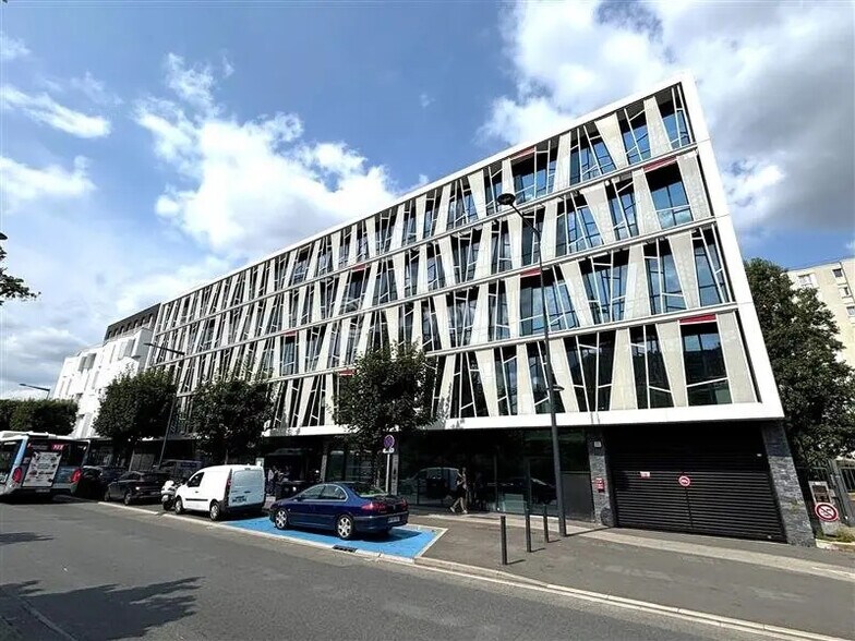 Bureau dans Maisons-Alfort à louer - Photo de l’immeuble – Image 1 sur 8