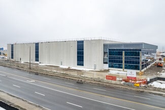 Plus de détails pour 351 New Enterprise Way, Vaughan, ON - Industriel/Logistique à louer