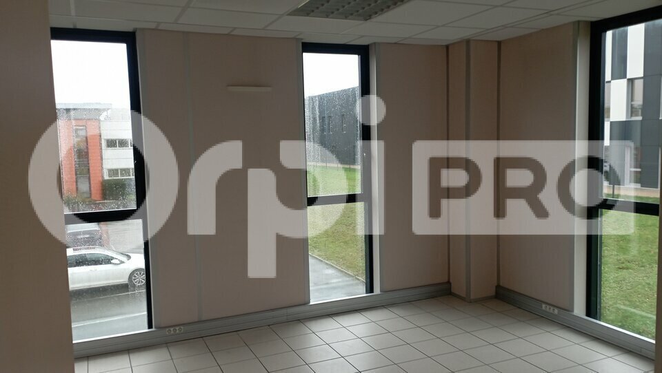 Bureau dans Reims à louer - Photo intérieure – Image 3 sur 8