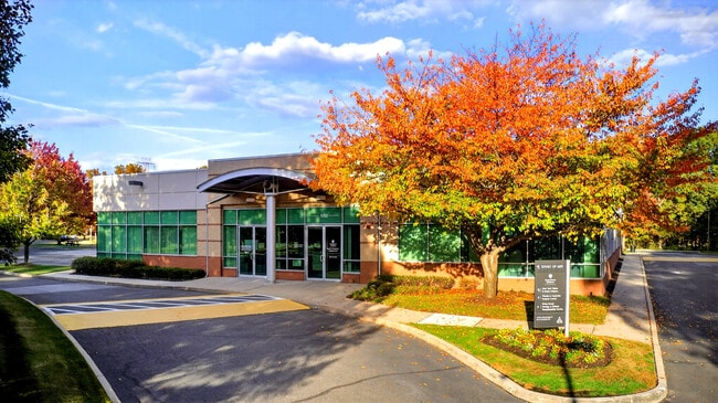 Plus de détails pour 6 Technology Dr, Setauket, NY - Bureau, Médical à louer