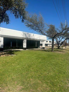 14885 Inwood Rd, Addison, TX à louer - Photo de l’immeuble – Image 3 sur 8