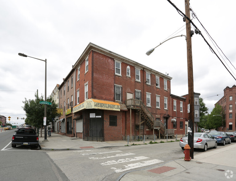 423 W Girard Ave, Philadelphia, PA à vendre - Photo principale – Image 1 sur 12