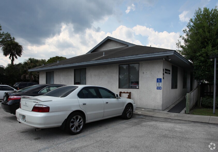 804 3rd St, Neptune Beach, FL à vendre - Photo principale – Image 1 sur 8