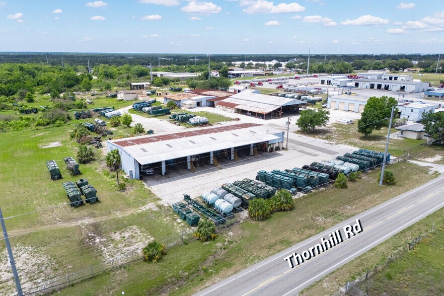 100 Thornhill Rd, Auburndale, FL à vendre - Photo de l’immeuble – Image 2 sur 27