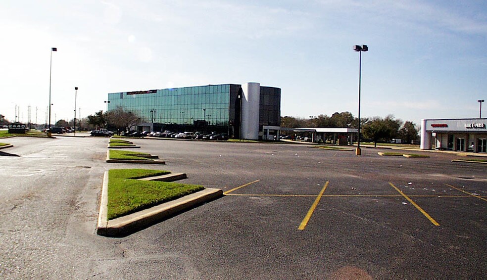 2440 Texas Pky, Missouri City, TX à louer - Autre – Image 2 sur 28