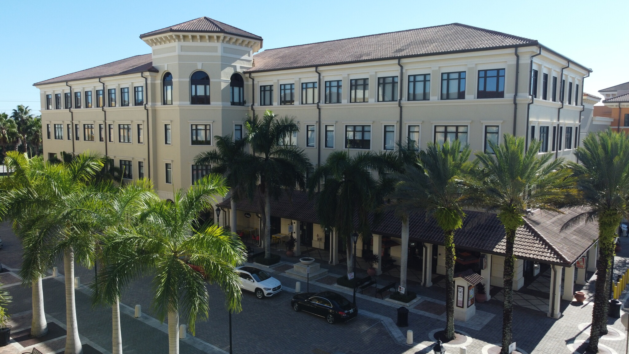 Civic Center Pl, Miramar, FL à louer Photo principale– Image 1 sur 49