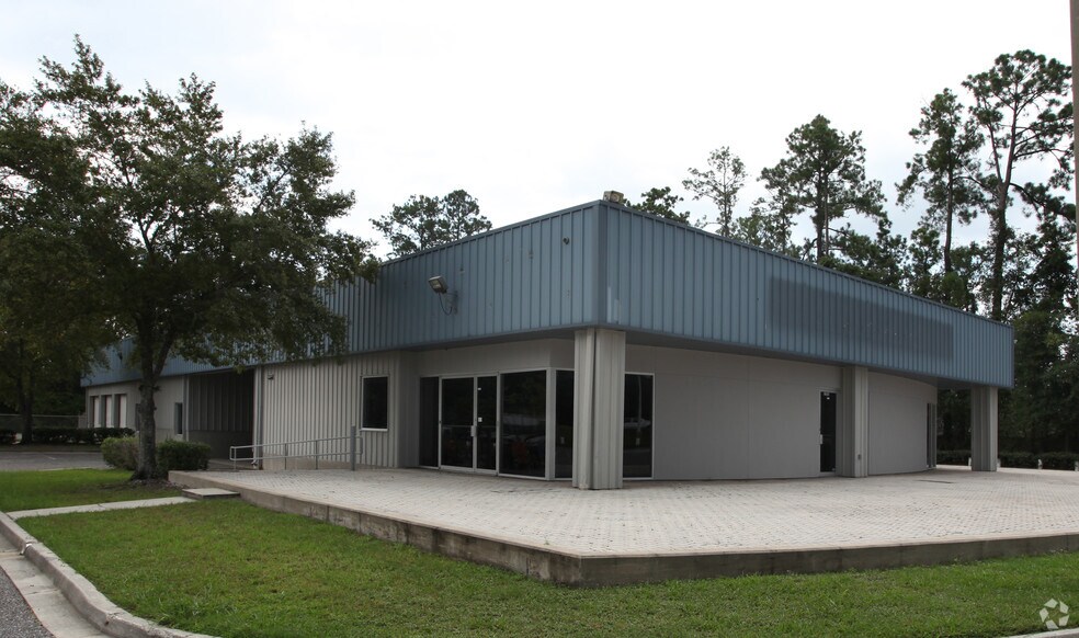 7505 Blanding Blvd, Jacksonville, FL à louer - Photo principale – Image 1 sur 18