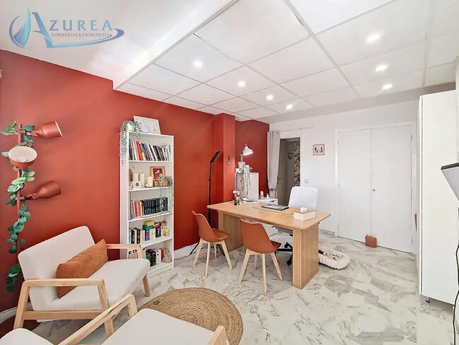 Plus de détails pour Local commercial à louer