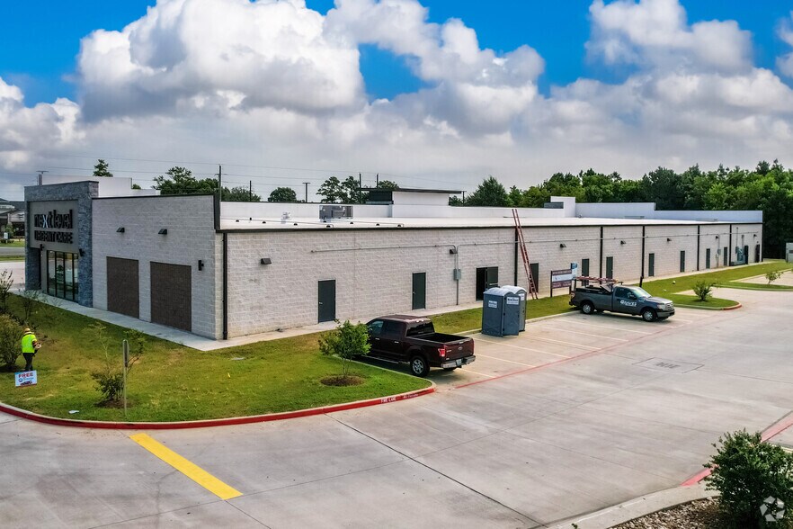 5211 FM 2920 Rd, Spring, TX à louer - Photo de l’immeuble – Image 2 sur 3
