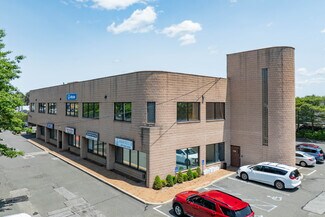 Plus de détails pour 375 Commack Rd, Deer Park, NY - Bureau à louer