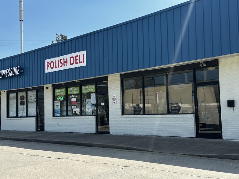 751 Route 37 W, Toms River, NJ à louer - Photo de l’immeuble – Image 1 sur 15