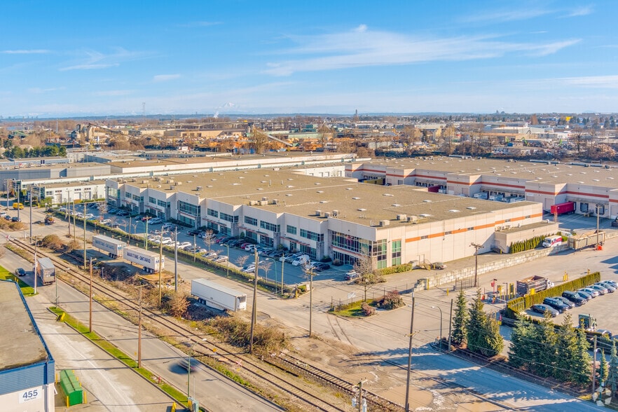 530 E Kent Av S, Vancouver, BC à louer - Aérien – Image 2 sur 5