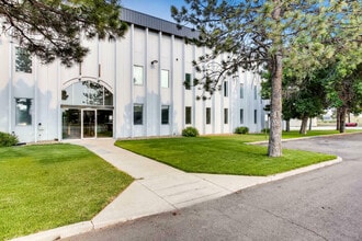 13760 E Arapahoe Rd, Englewood, CO à vendre Photo intérieure– Image 1 sur 17