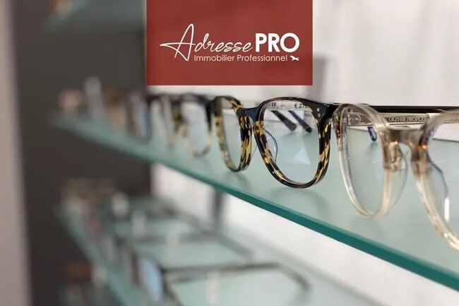 Plus de détails pour Local commercial à louer