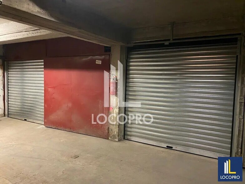 Local d’activités dans Saint-Laurent-du-Var à louer - Photo de l’immeuble – Image 3 sur 3