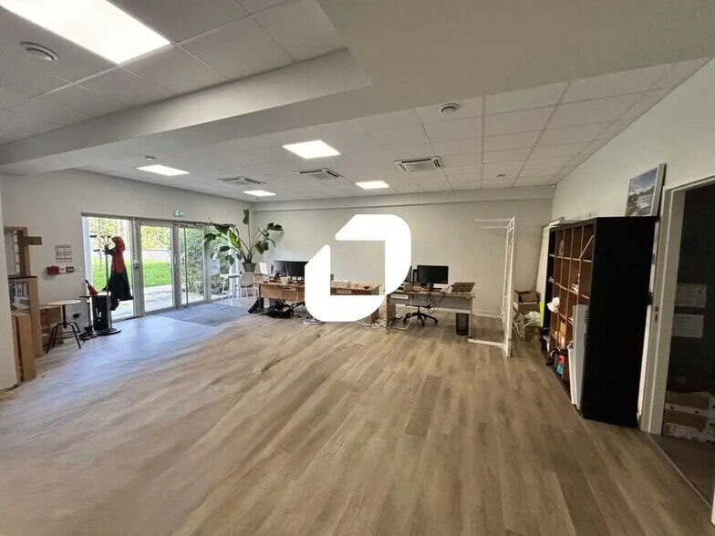 Bureau dans Bordeaux à louer - Photo intérieure – Image 3 sur 7