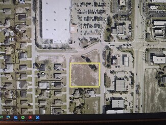 Plus de détails pour 2610 8th Place, Cape Coral, FL - Terrain à vendre