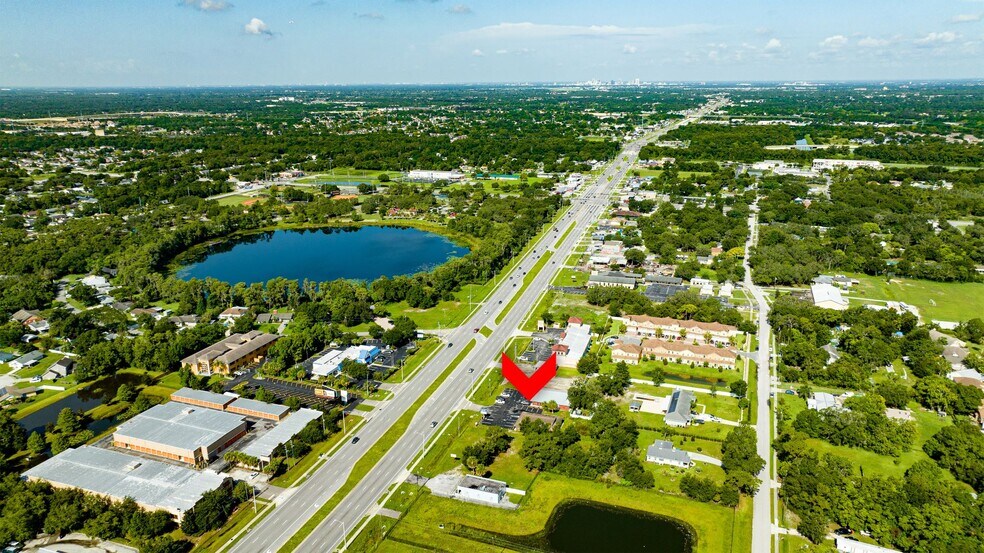 10245 E Colonial Dr, Orlando, FL à louer - Aérien – Image 3 sur 29