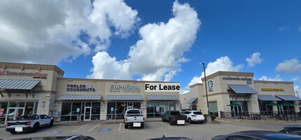 7810 W Grand Pky S, Richmond, TX à louer Photo de l’immeuble– Image 2 sur 9