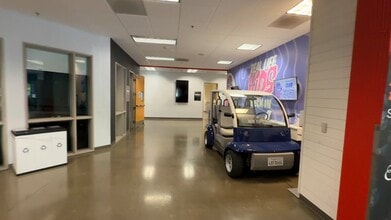 1921 Arena Blvd, Sacramento, CA à louer - Vidéo sur l’annonce professionnelle