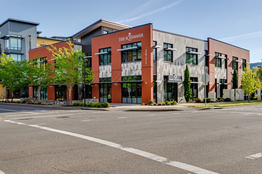 2921 Crescent Ave, Eugene, OR à louer - Photo de l’immeuble – Image 2 sur 17