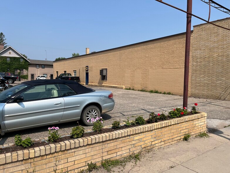 305-319 Jefferson St, Wadena, MN à vendre - Photo de l’immeuble – Image 3 sur 5
