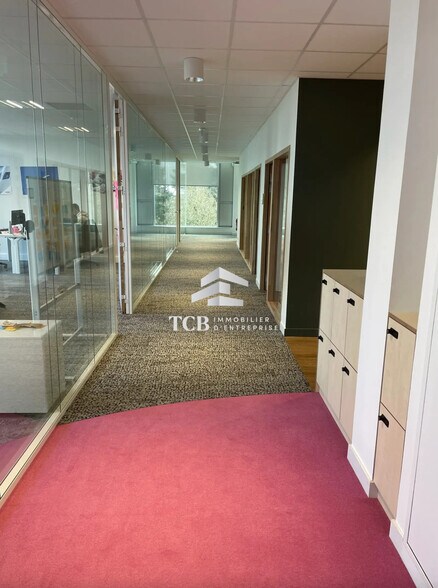 Bureau dans Saint-Herblain à louer - Photo de l’immeuble – Image 3 sur 4