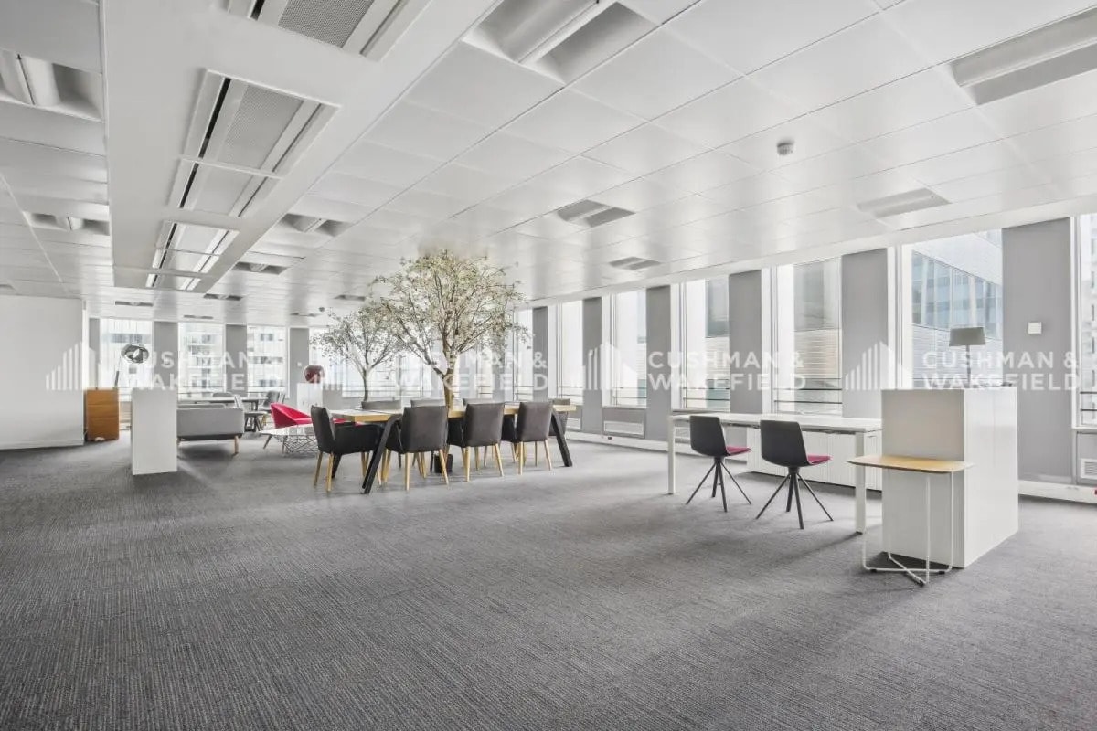 1 Place De La Pyramide, Puteaux à louer Photo intérieure– Image 1 sur 12