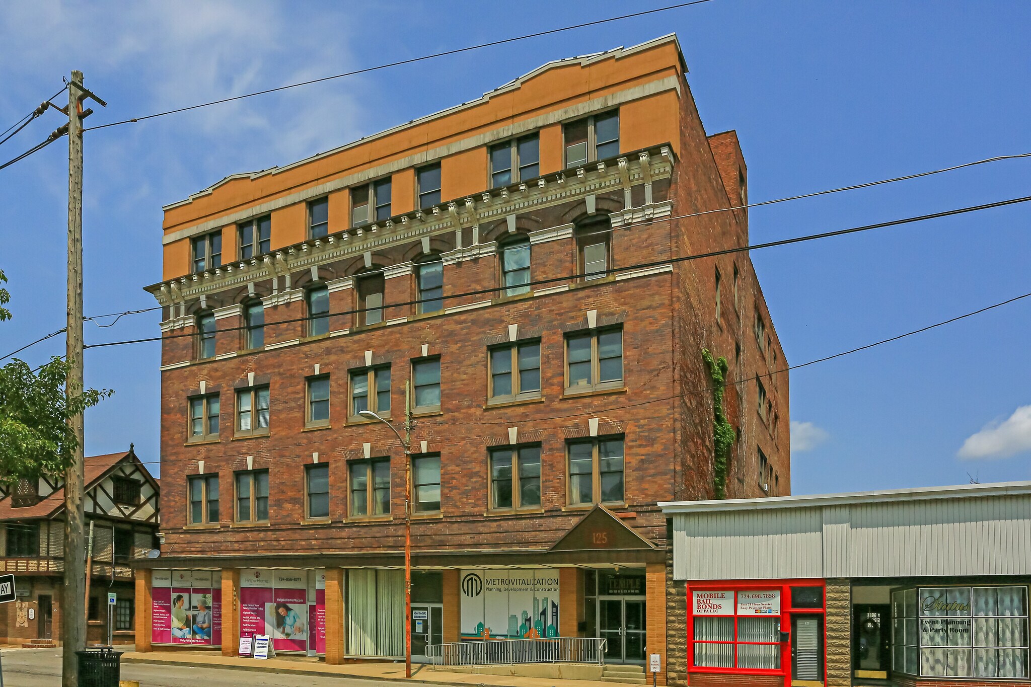 125 E North St, New Castle, PA à louer Photo de l’immeuble– Image 1 sur 9