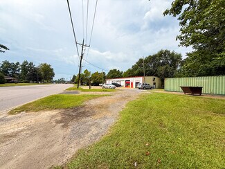 Plus de détails pour 2105 N Main St, Vidor, TX - Industriel/Logistique à vendre