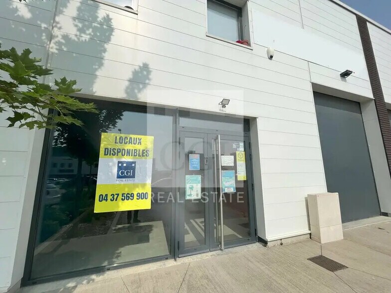 Local commercial dans Genay à louer - Photo de l’immeuble – Image 1 sur 9