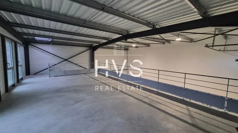 Local d’activités dans Saint-Estève-Janson à louer - Photo intérieure – Image 3 sur 3