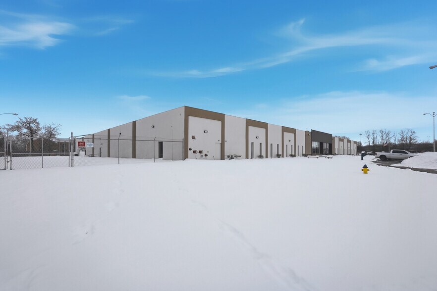 110 W Leffel Ln, Springfield, OH à louer - Photo de l’immeuble – Image 3 sur 26