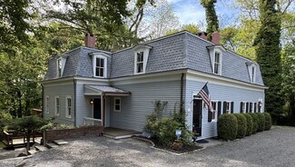 Plus de détails pour 47 Hollow Tree Ridge Rd, Darien, CT - Logement à vendre