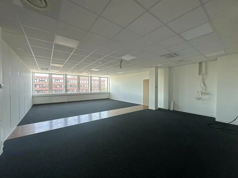 Bureau dans Schiltigheim à louer - Photo de l’immeuble – Image 2 sur 5