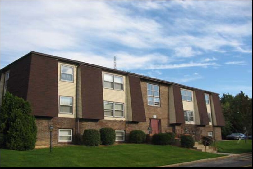 600 Bartlett St, Huntington, IN à vendre - Photo de l’immeuble – Image 2 sur 43
