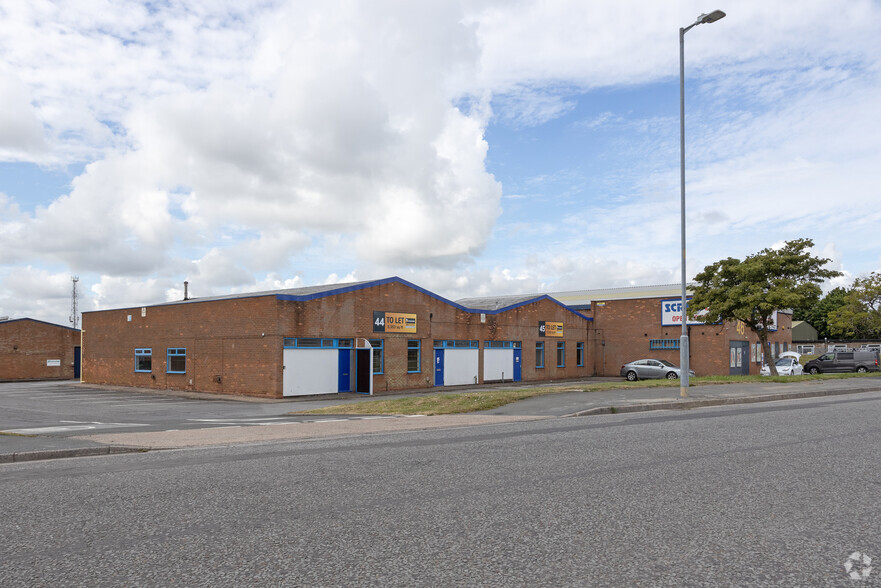 Corringham Rd, Gainsborough à louer - Photo de l’immeuble – Image 2 sur 13