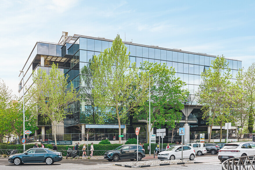 Avenida De Bruselas, 5, Alcobendas, Madrid à louer - Photo principale – Image 1 sur 3