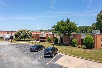 Plus de détails pour 1335 Rockdale Industrial Blvd NW, Conyers, GA - Bureau/Médical, Industriel/Logistique à louer