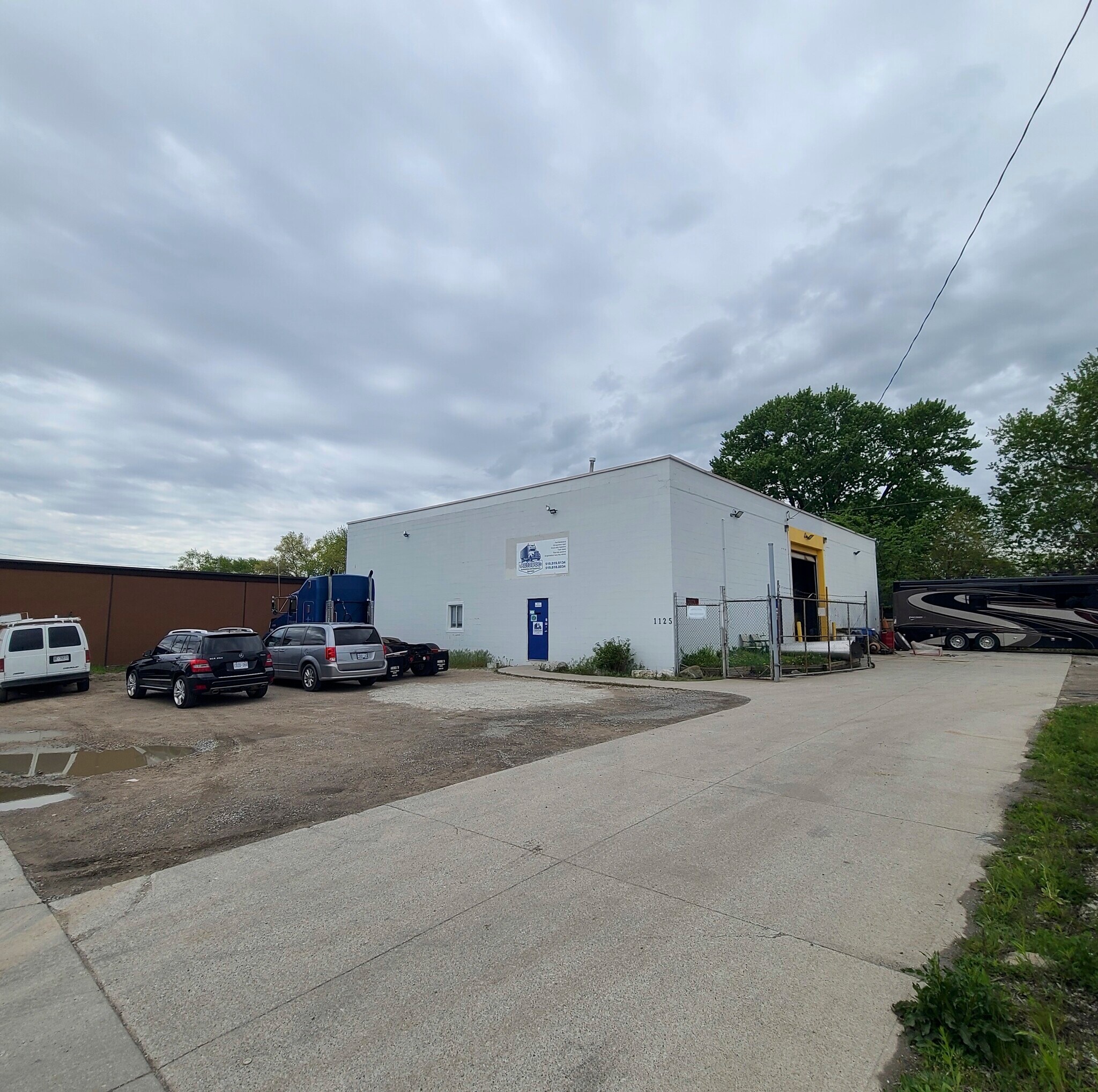 1125 Crawford Av, Windsor, ON à vendre Photo principale– Image 1 sur 10