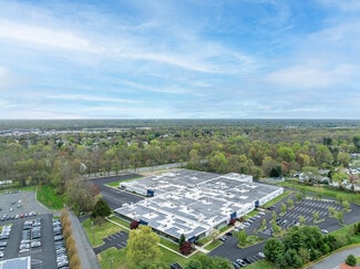 Plus de détails pour 2572 Brunswick Pike, Lawrenceville, NJ - Industriel/Logistique à louer