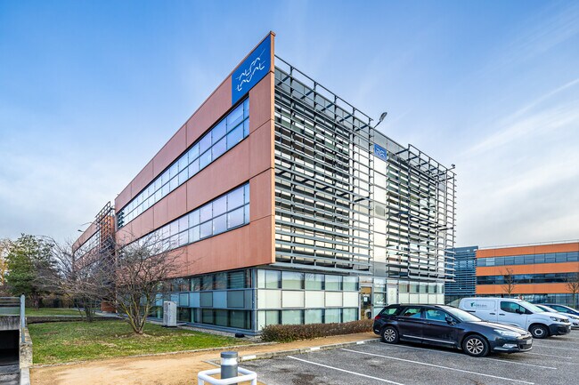 Plus de détails pour 117 Allée Des Parcs, Saint-Priest - Bureau à louer