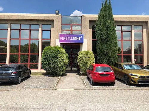 2576 Route De Valbrillant, Meyreuil à louer Photo de l’immeuble– Image 1 sur 8