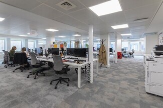Plus de détails pour 30 Orange St, Londres - Bureau à louer