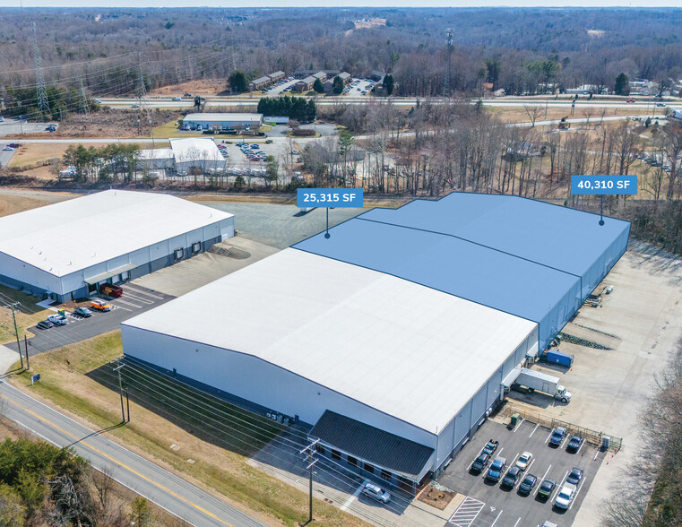 4300 Old Greensboro Rd, Winston-Salem, NC à louer - Photo de l’immeuble – Image 1 sur 10