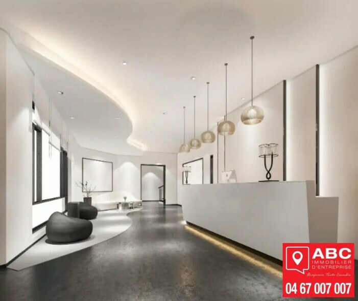 Bureau dans Castelnau-le-Lez à louer - Hall d’entrée – Image 2 sur 4