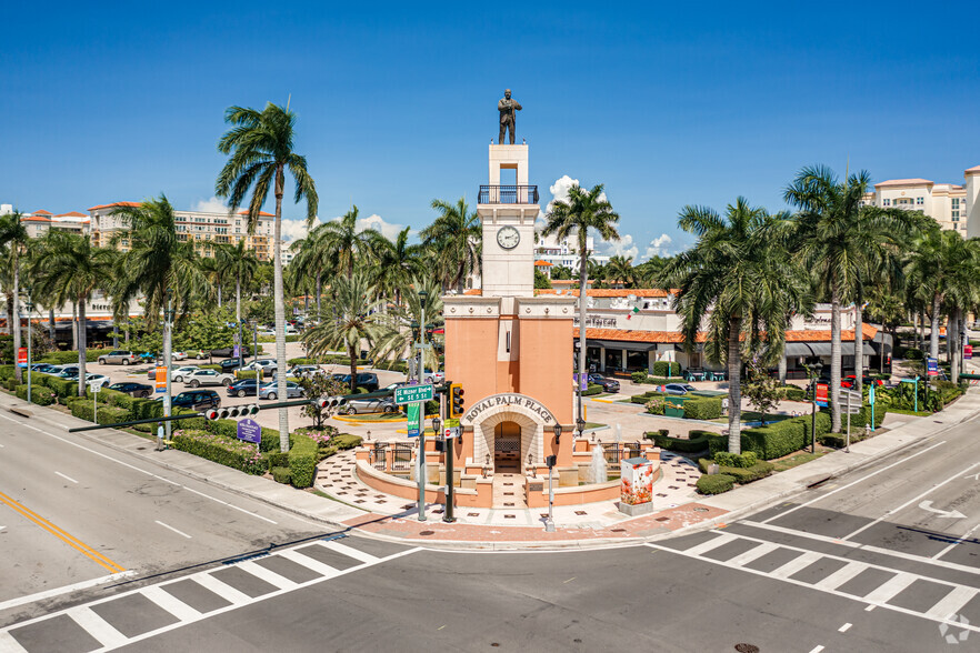 101 S Plaza Real, Boca Raton, FL à louer - Photo de l’immeuble – Image 2 sur 16