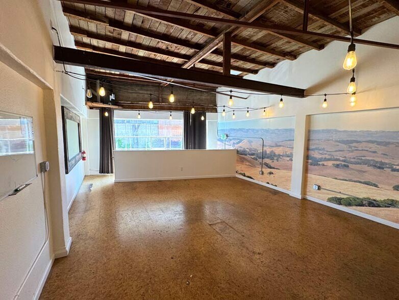 25-25 S Ellsworth Ave, San Mateo, CA à louer - Photo de l’immeuble – Image 3 sur 7