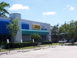12550 S Military Trl, Boynton Beach, FL à louer - Photo de l’immeuble – Image 2 sur 11