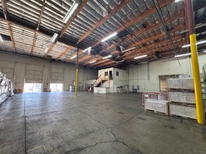 5455 E La Palma Ave, Anaheim, CA à louer Photo intérieure– Image 2 sur 14